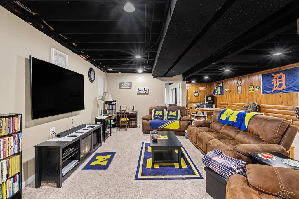 2700 Reed Road Mayfield Township MI 48446