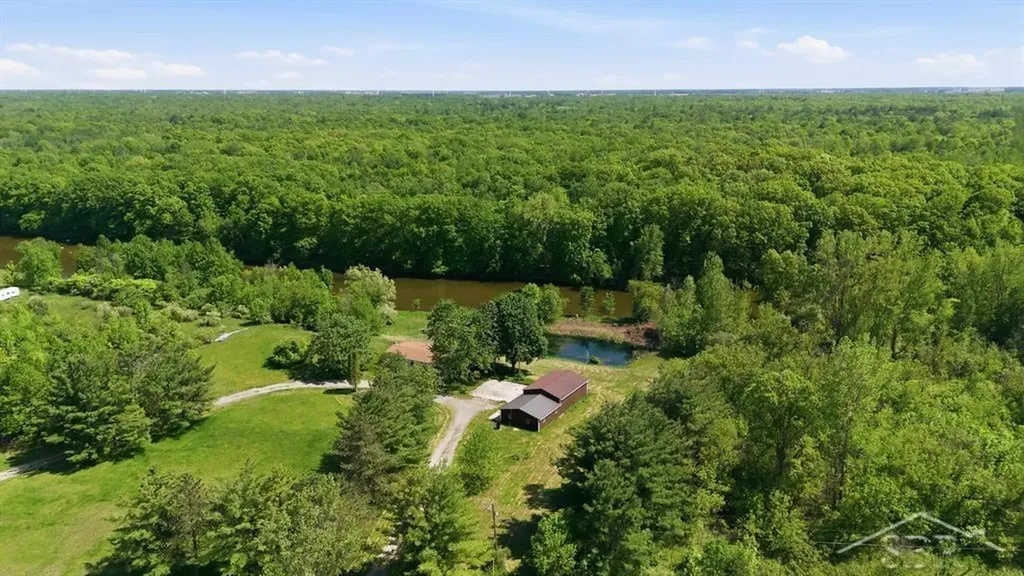 1777 W Pine River Road Porter Township MI 48615
