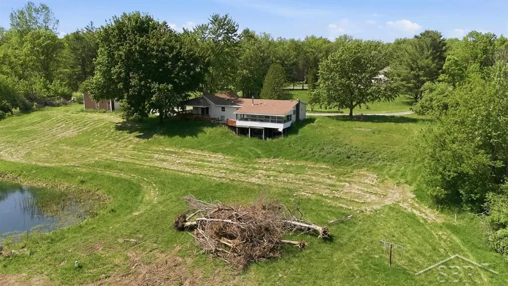 1777 W Pine River Road Porter Township MI 48615