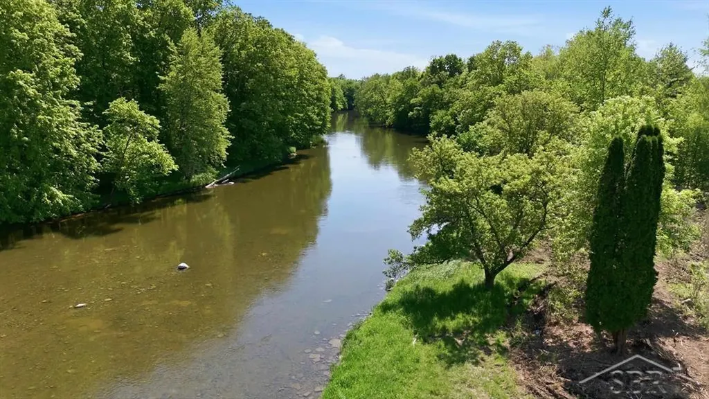 1777 W Pine River Road Porter Township MI 48615