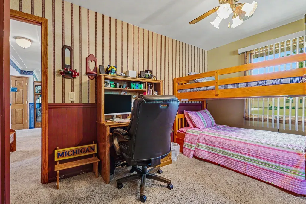 4400 Beckett Place Saginaw Charter Township MI 48603