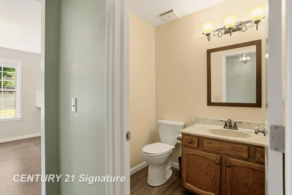 430 Cranbrook Drive Saginaw Charter Township MI 48638