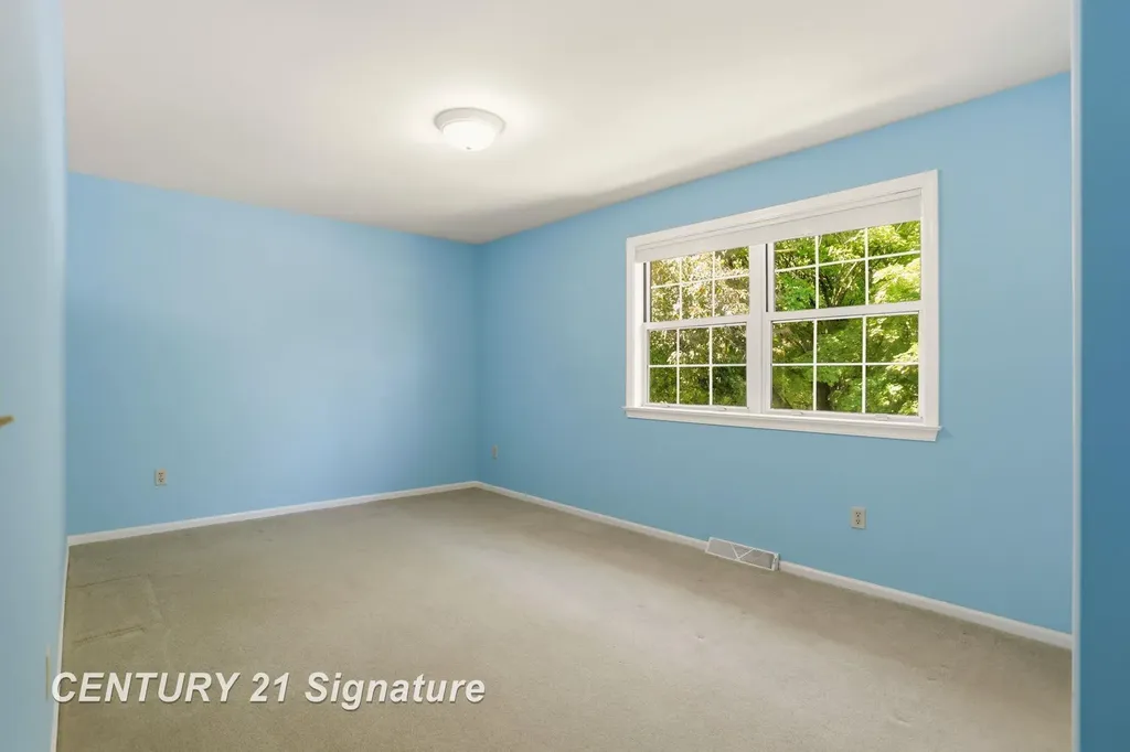 430 Cranbrook Drive Saginaw Charter Township MI 48638