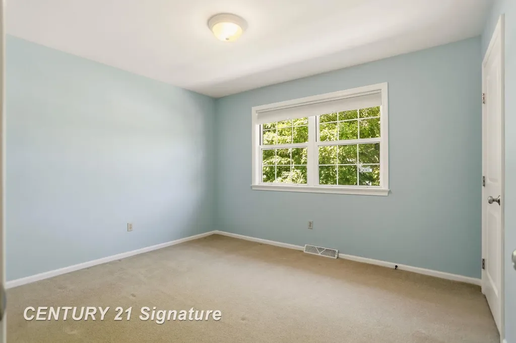 430 Cranbrook Drive Saginaw Charter Township MI 48638