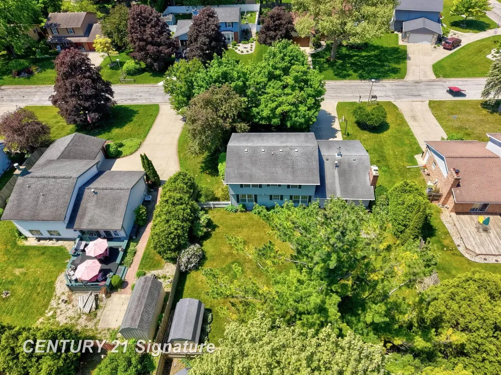 430 Cranbrook Drive Saginaw Charter Township MI 48638