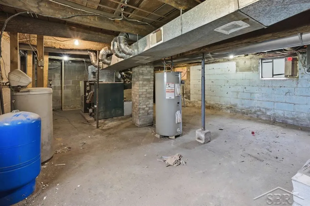 412 W Almeda Beach Road Garfield Township MI 48650