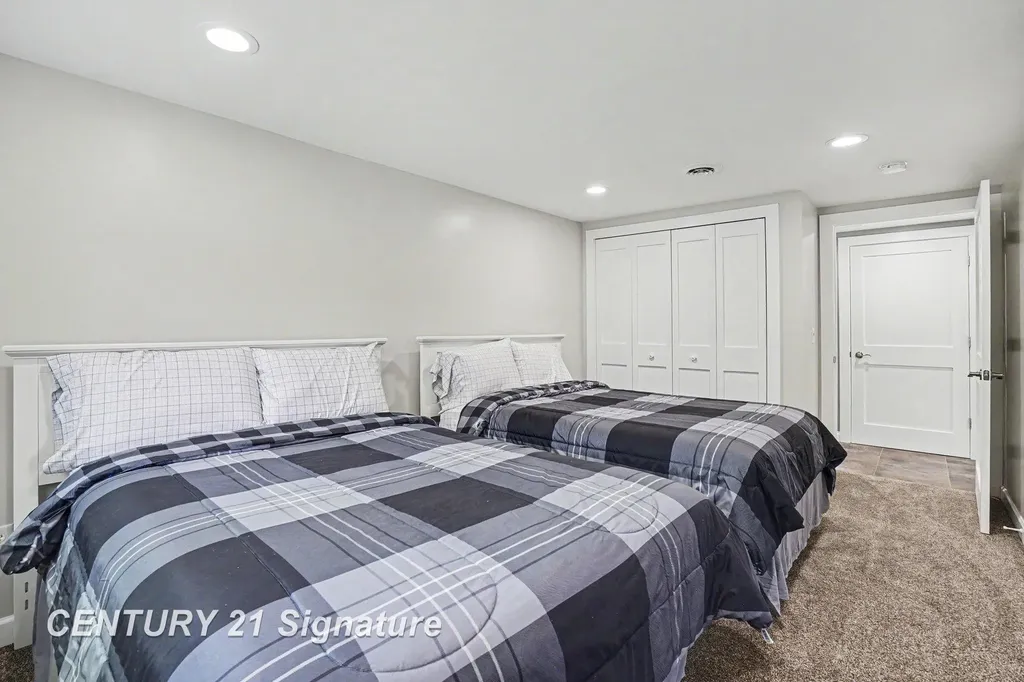 5458 Oakridge Drive Tobacco Township MI 48612