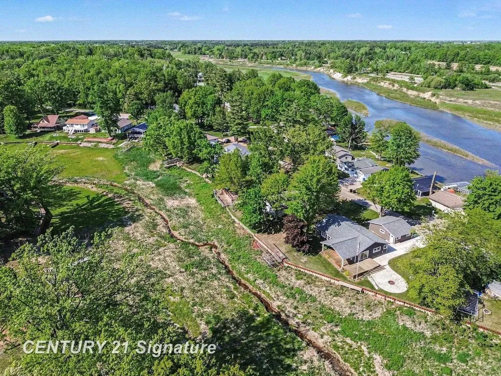 5458 Oakridge Drive Tobacco Township MI 48612
