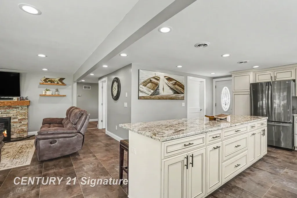 5458 Oakridge Drive Tobacco Township MI 48612