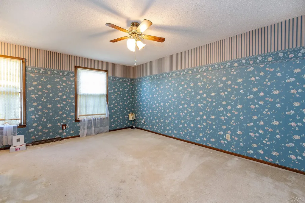 4850 Frontier Saginaw Charter Township MI 48603
