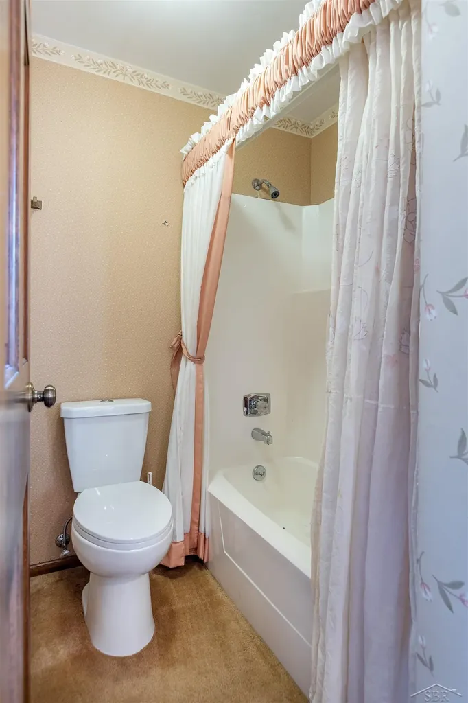 4850 Frontier Saginaw Charter Township MI 48603