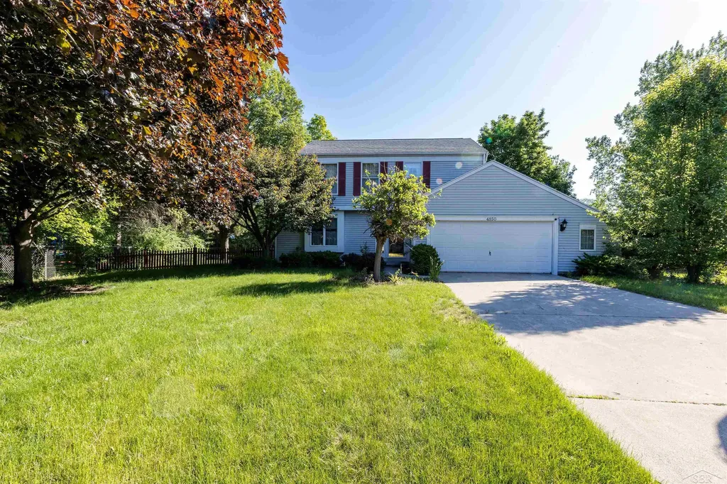 4850 Frontier Saginaw Charter Township MI 48603