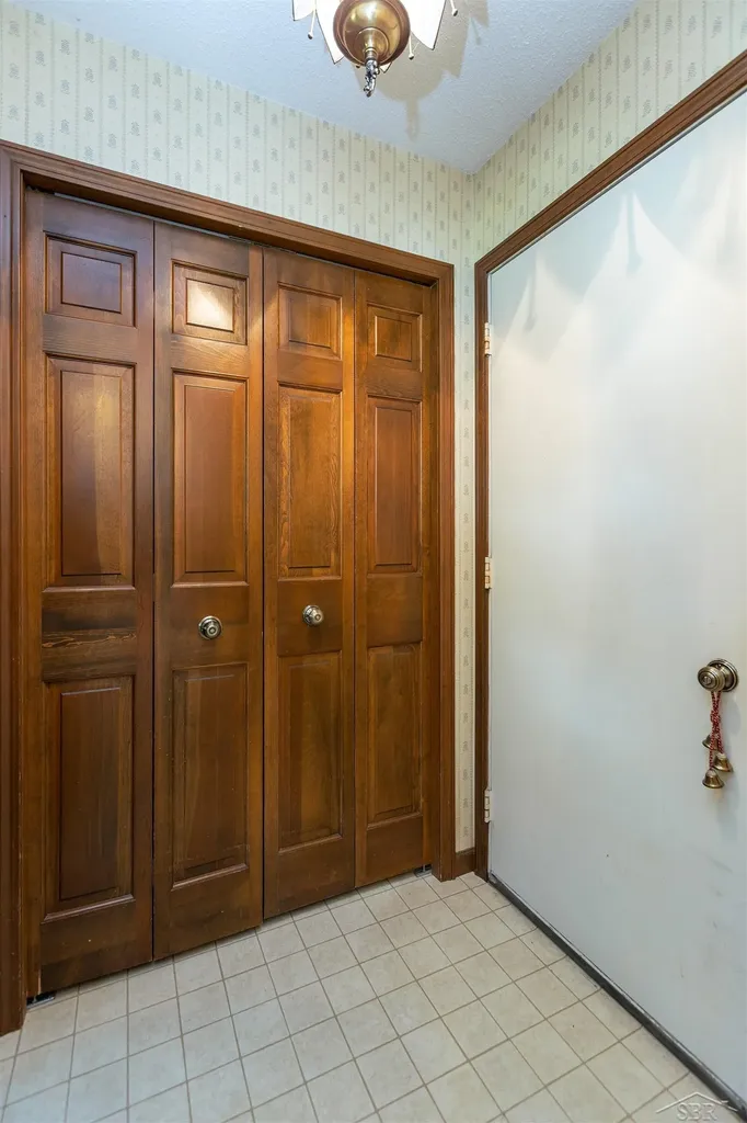 4850 Frontier Saginaw Charter Township MI 48603