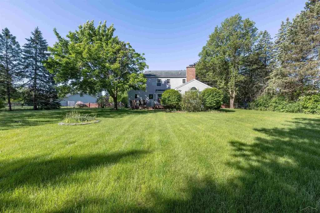 4850 Frontier Saginaw Charter Township MI 48603