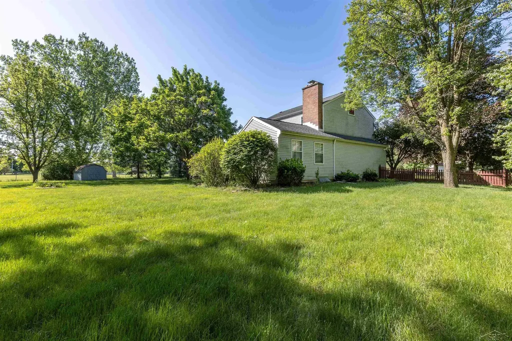 4850 Frontier Saginaw Charter Township MI 48603