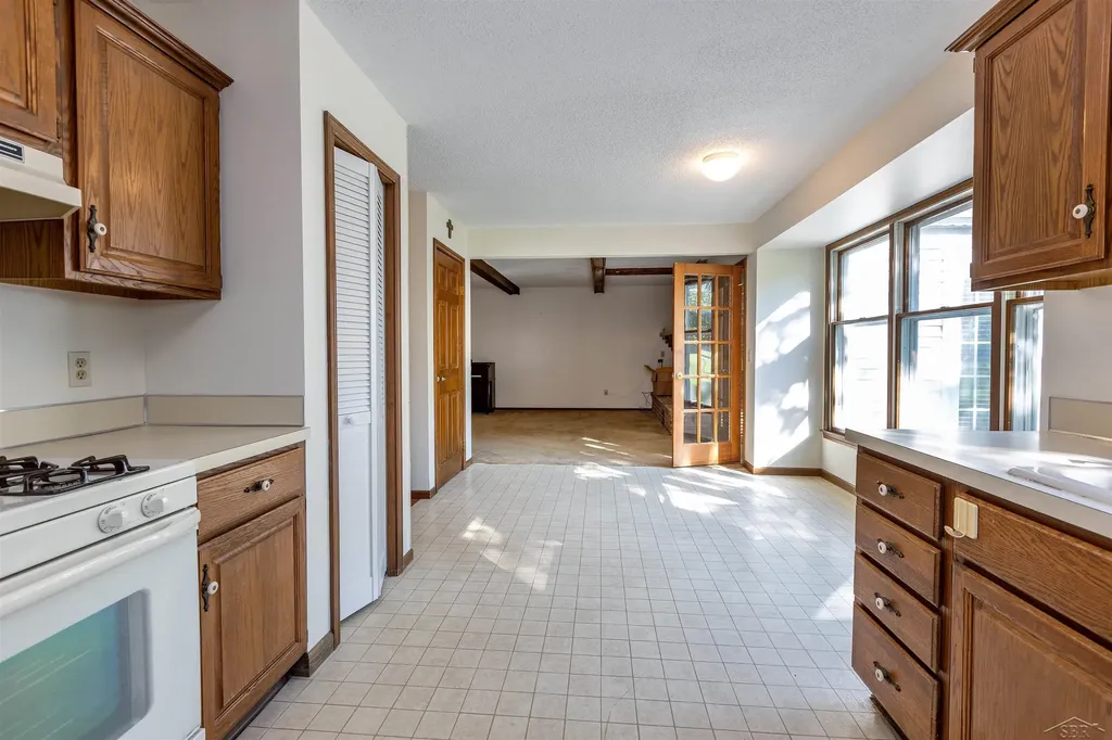 4850 Frontier Saginaw Charter Township MI 48603
