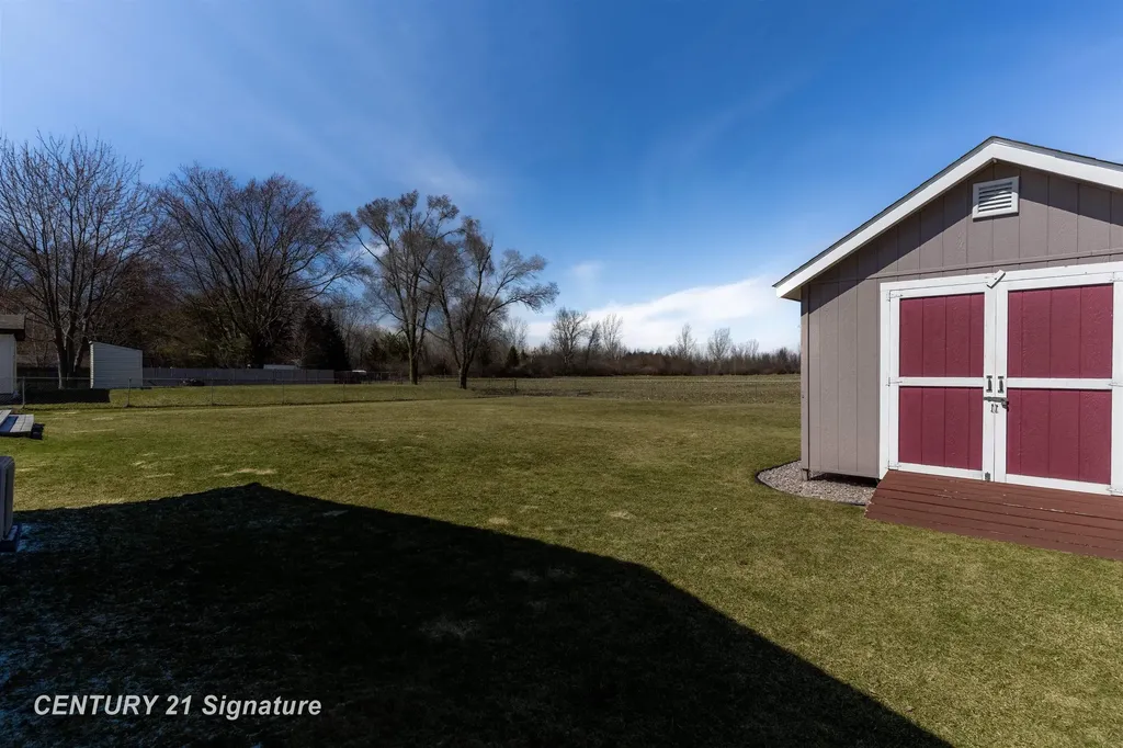 1600 Hotchkiss Road Williams Charter Township MI 48623