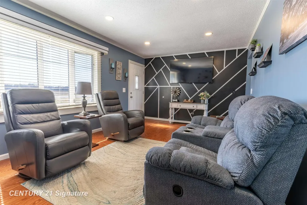 1600 Hotchkiss Road Williams Charter Township MI 48623