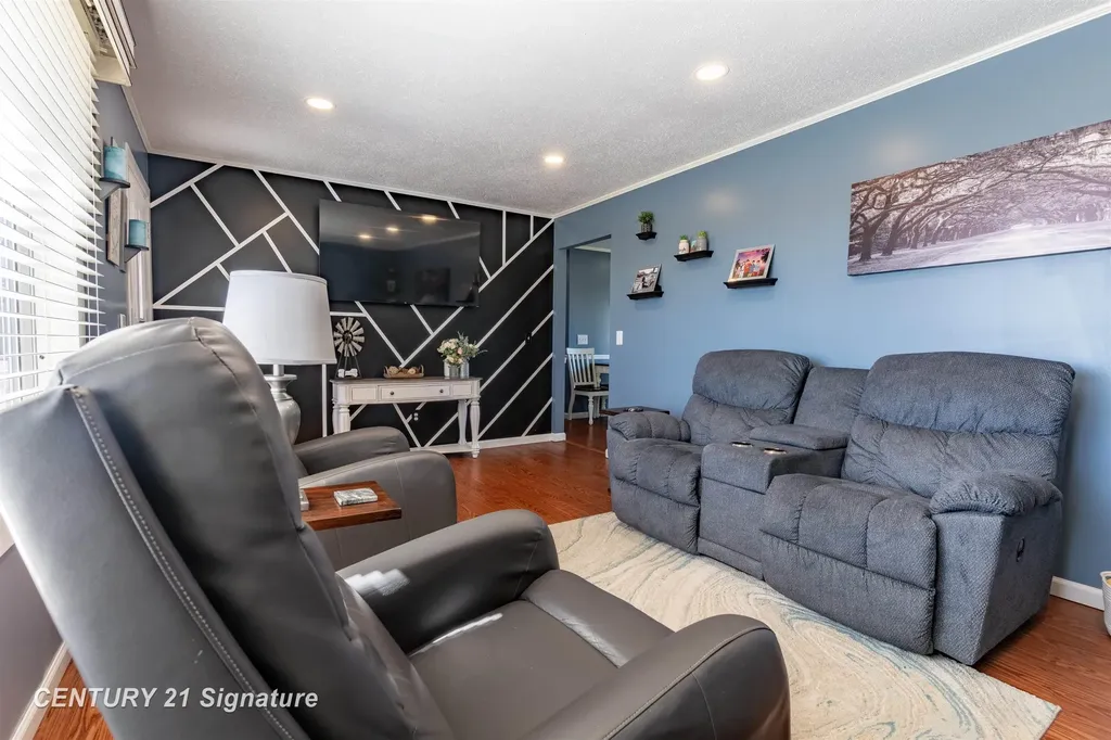 1600 Hotchkiss Road Williams Charter Township MI 48623