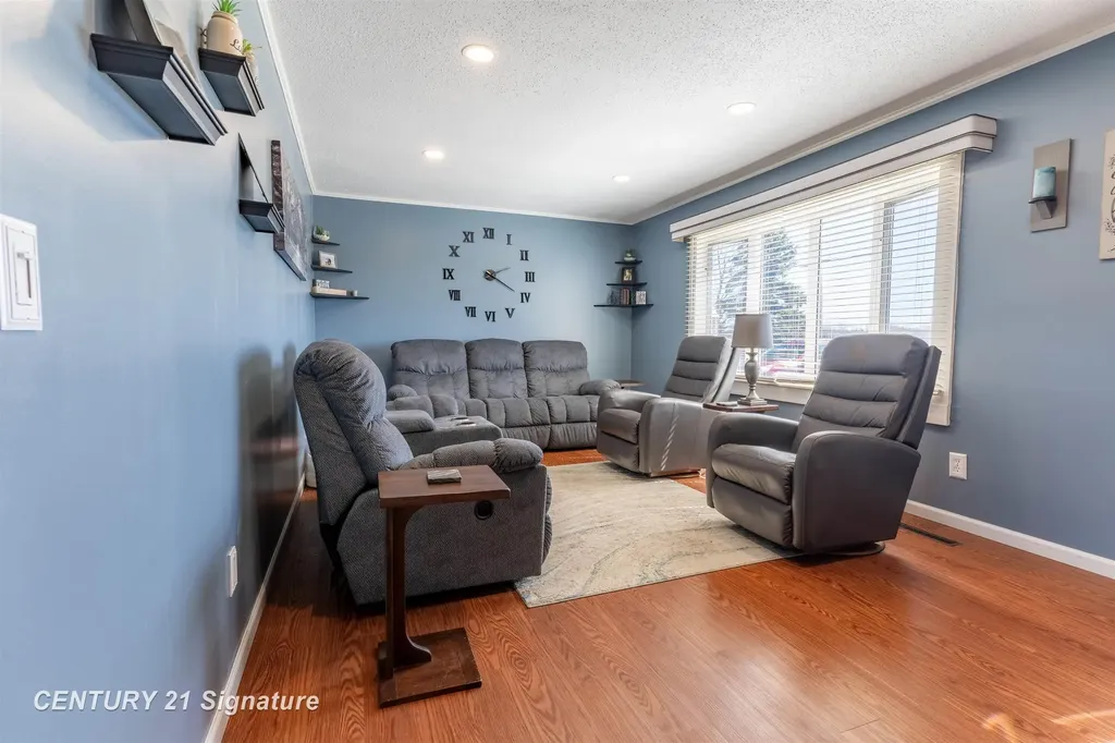 1600 Hotchkiss Road Williams Charter Township MI 48623