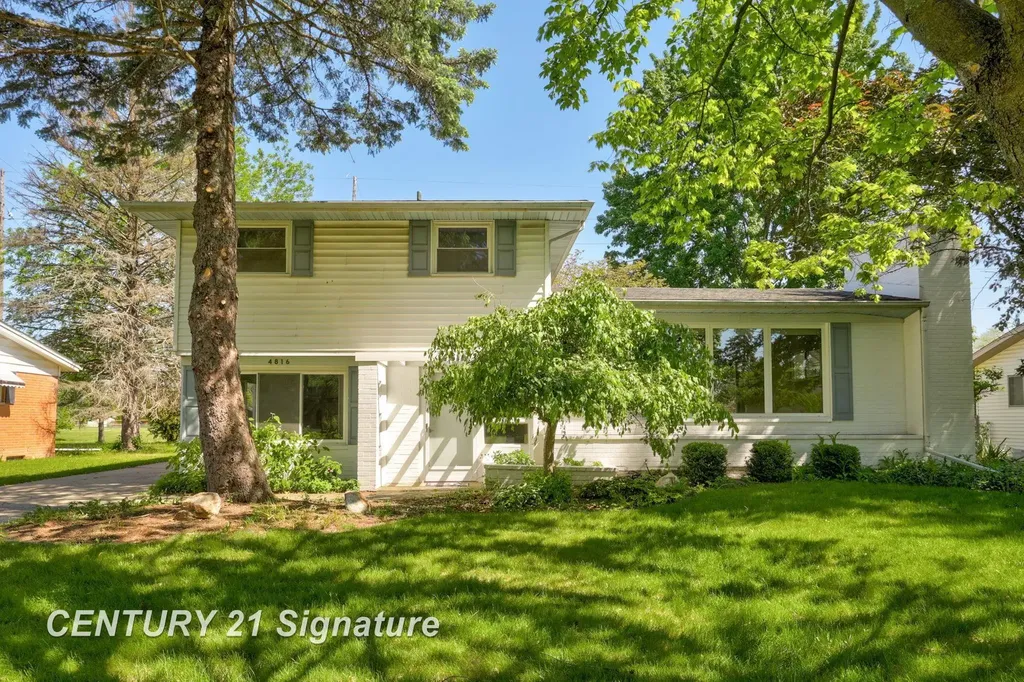 4816 Leaside Drive Saginaw Charter Township MI 48603