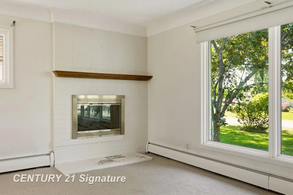 4816 Leaside Drive Saginaw Charter Township MI 48603