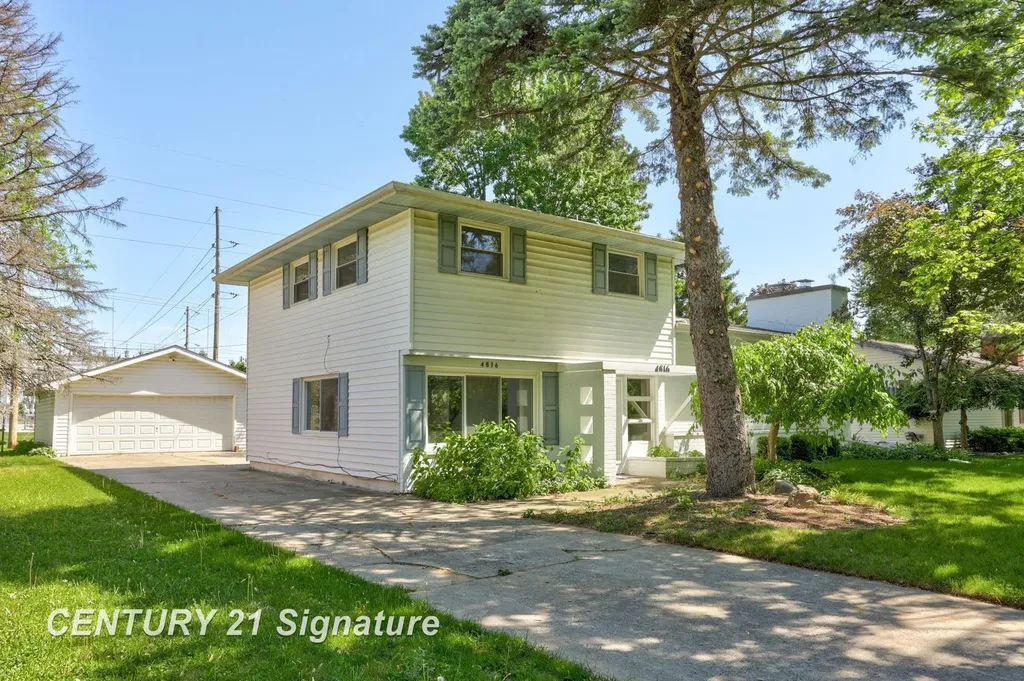 4816 Leaside Drive Saginaw Charter Township MI 48603