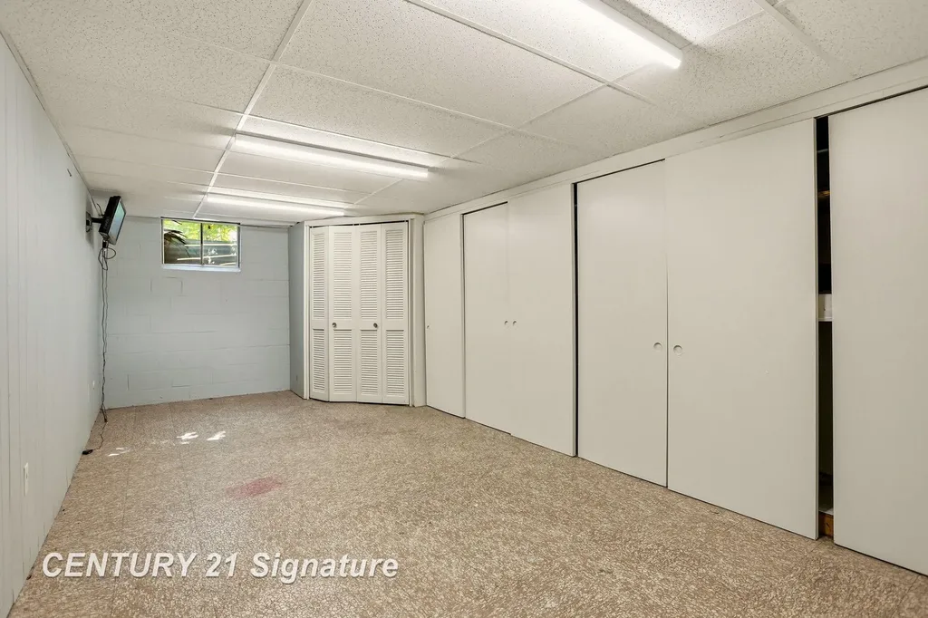 4816 Leaside Drive Saginaw Charter Township MI 48603