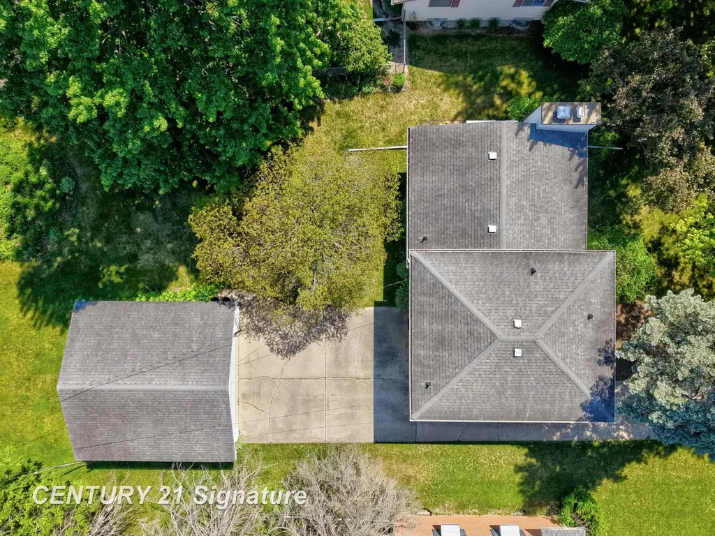 4816 Leaside Drive Saginaw Charter Township MI 48603