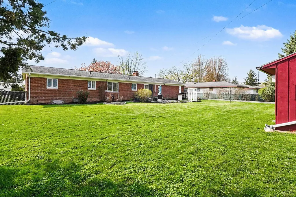 2946 Reppuhn Drive Saginaw Charter Township MI 48603
