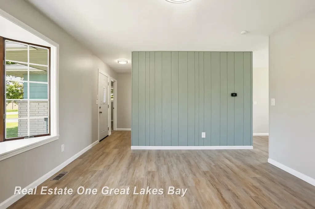1813 Van Geisen Road Caro City MI 48723
