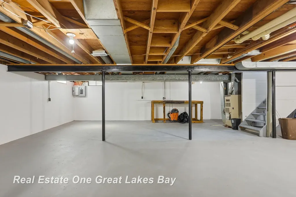 1813 Van Geisen Road Caro City MI 48723