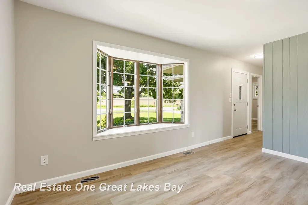 1813 Van Geisen Road Caro City MI 48723