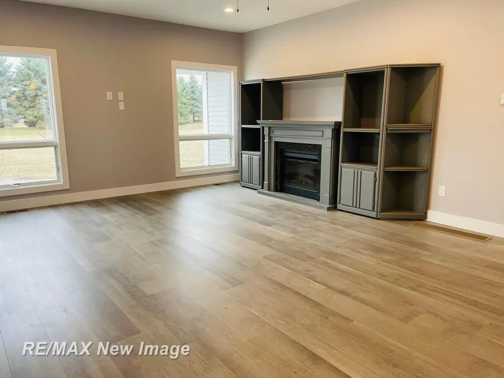 6958 Pleasant Ridge Trail Saginaw Charter Township MI 48603