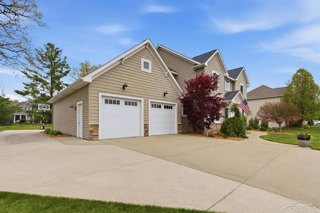 3781 Susan Lane Larkin Charter Township MI 48642