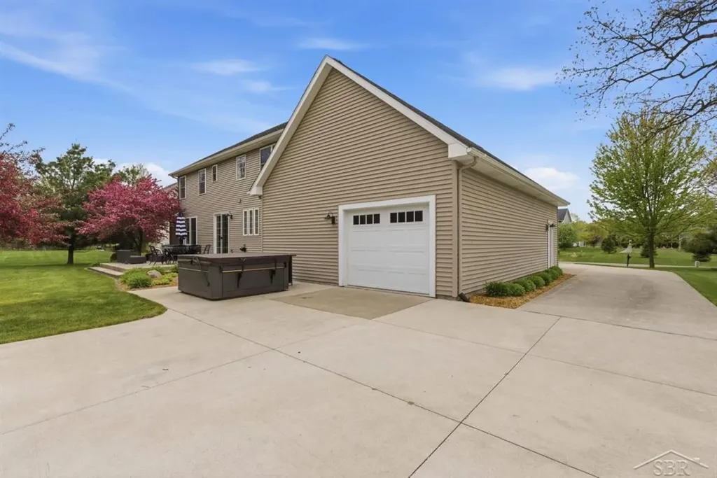 3781 Susan Lane Larkin Charter Township MI 48642
