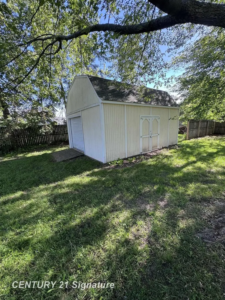 4095 Shattuck Road Saginaw Charter Township MI 48603
