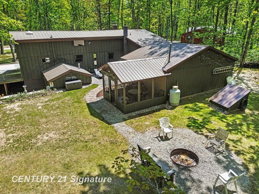 5757 Oak Road Rose Township MI 48654