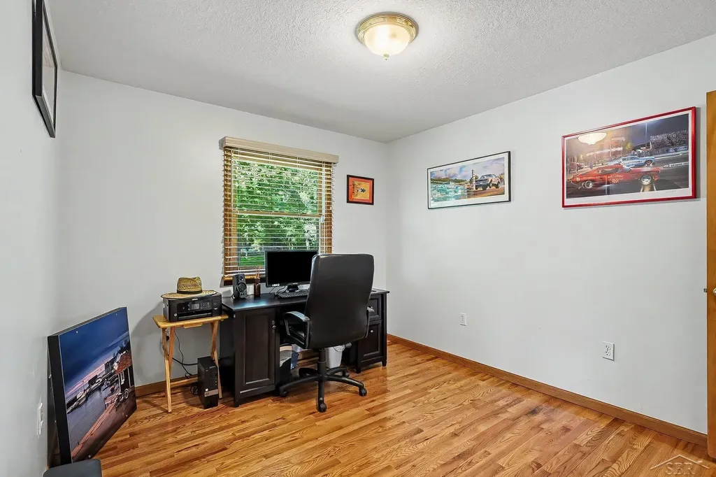 1825 Coolidge Avenue Saginaw Charter Township MI 48638