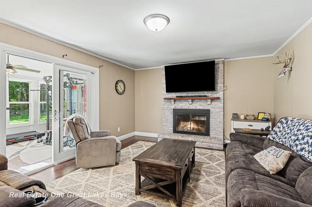 12119 Sanders Drive Tittabawassee Township MI 48623
