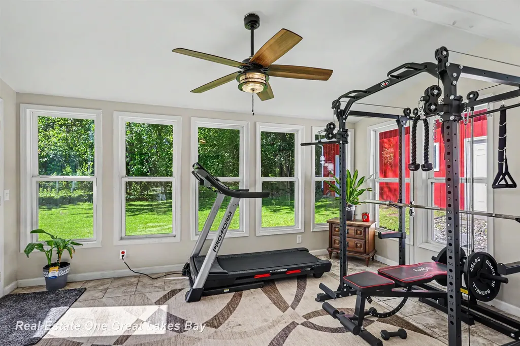 12119 Sanders Drive Tittabawassee Township MI 48623