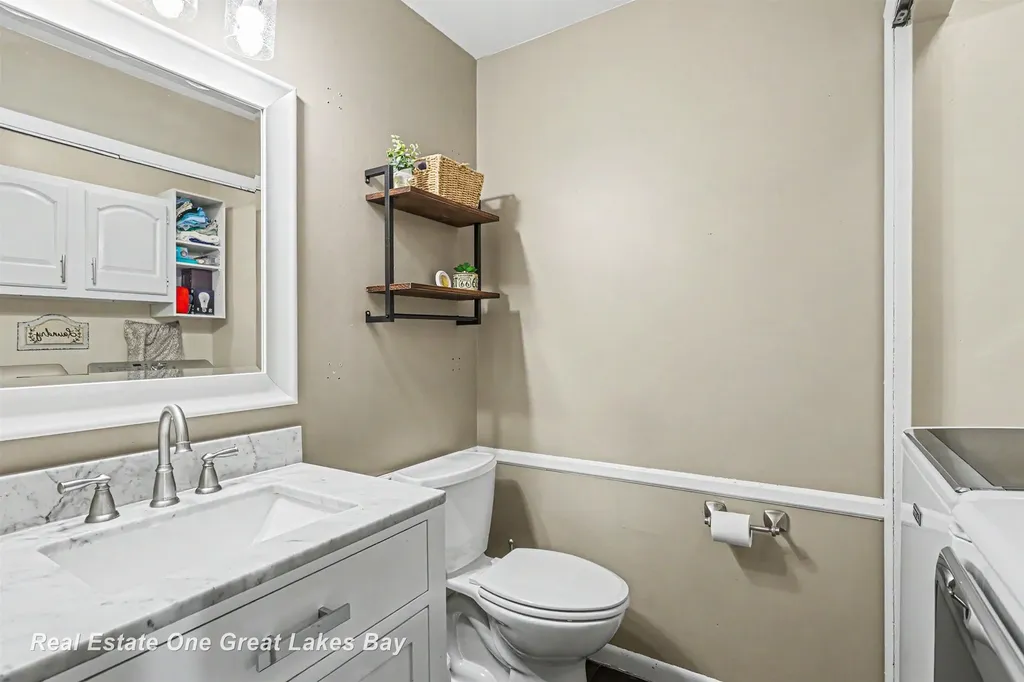 12119 Sanders Drive Tittabawassee Township MI 48623