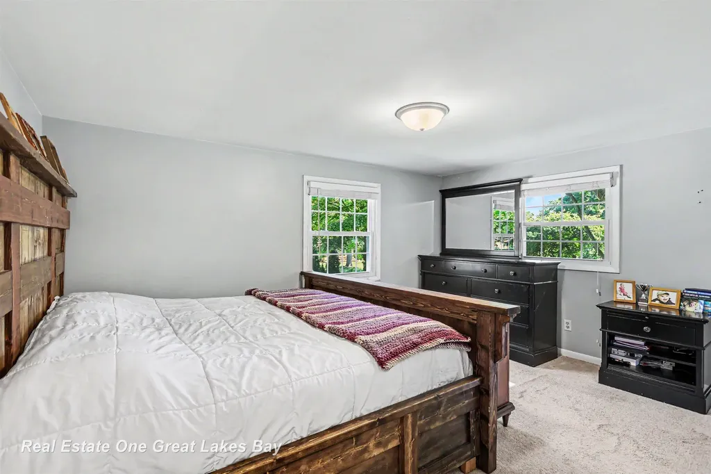 12119 Sanders Drive Tittabawassee Township MI 48623