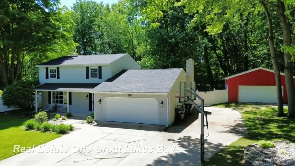 12119 Sanders Drive Tittabawassee Township MI 48623