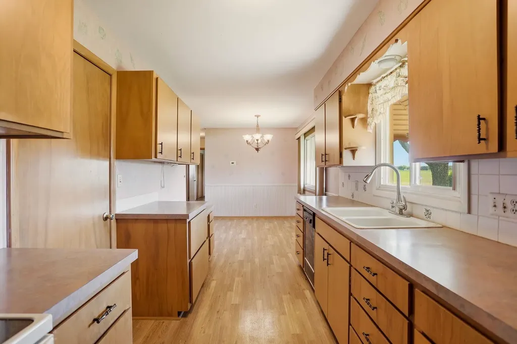2388 S Portsmouth Road Bridgeport Charter Township MI 48601