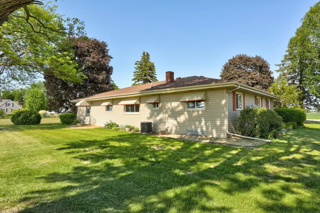 2388 S Portsmouth Road Bridgeport Charter Township MI 48601