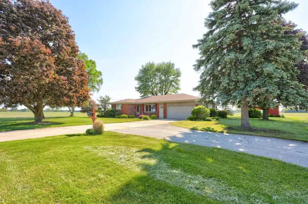 2388 S Portsmouth Road Bridgeport Charter Township MI 48601