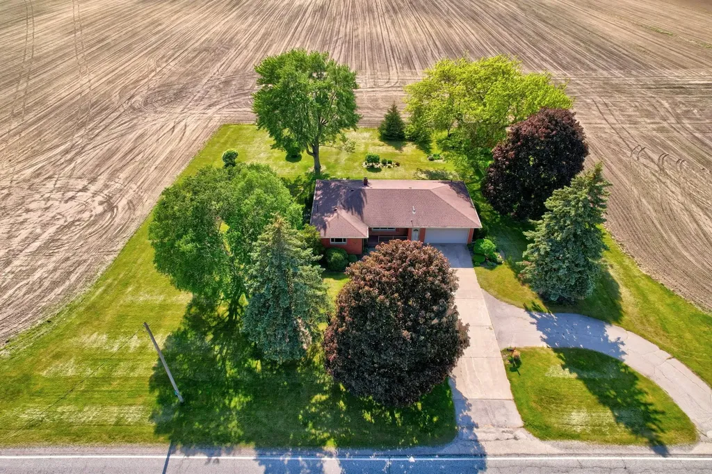 2388 S Portsmouth Road Bridgeport Charter Township MI 48601
