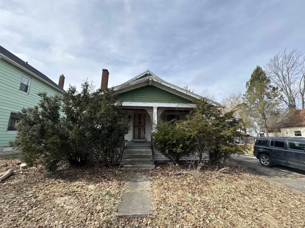 213 S 12th Street Saginaw City MI 48601