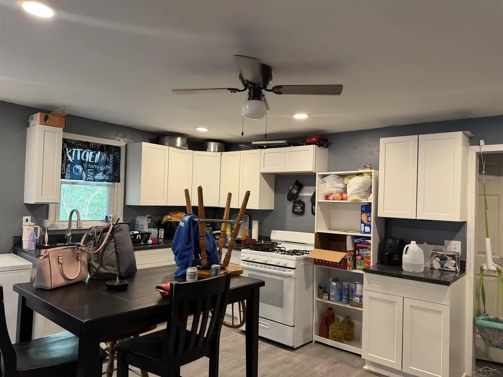 4415 Hiland Street Buena Vista Charter Township MI 48601